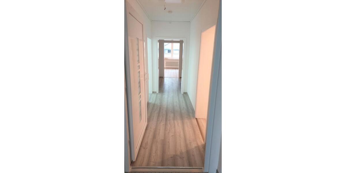 Erdgeschoßwohnung Kassel Harleshausen - 3 Zimmer, 93 m&sup2;, 900&euro; | Angebot:26022156