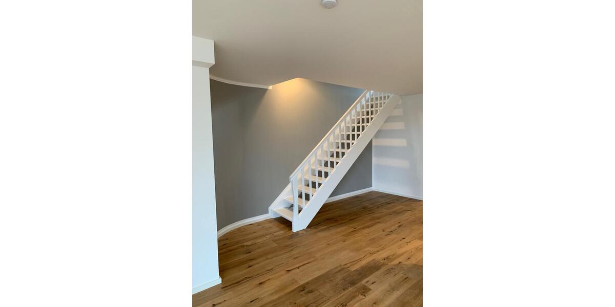 Dachgeschoßwohnung Paderborn Univiertel - 2 Zimmer, 93 m&sup2;, 980&euro; | Angebot:26552447