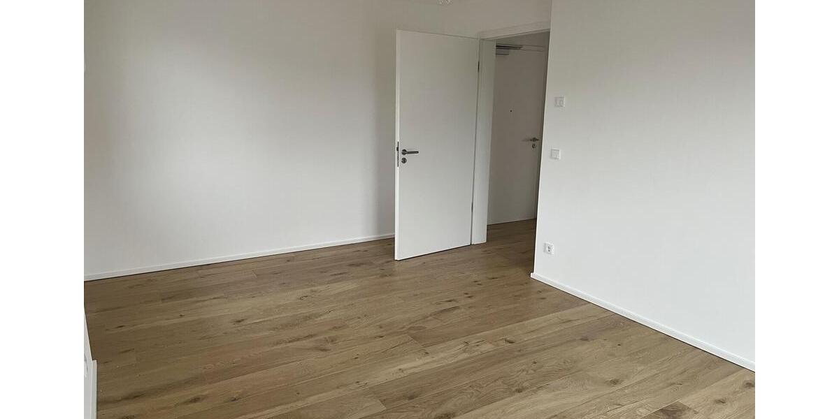 Dachgeschoßwohnung Wiesbaden Mainz-Kastel - 2 Zimmer, 83 m&sup2;, 1.450&euro; | Angebot:24849717