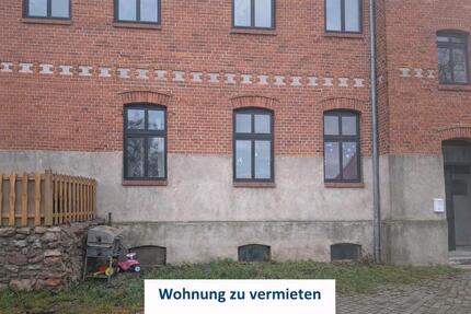 Wohnung Arneburg - 4 Zimmer, 92 m&sup2;, 330&euro; | Angebot:25181605