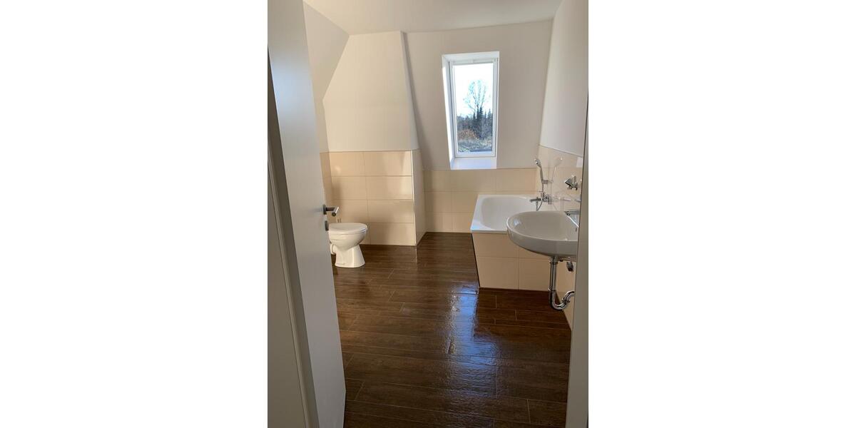 Dachgeschoßwohnung Dötlingen - 3 Zimmer, 85 m&sup2;, 800&euro; | Angebot:25567958