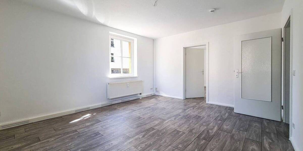 Etagenwohnung Freiberg Freiberg Ost - 3 Zimmer, 65 m&sup2;, 350&euro; | Angebot:26753252