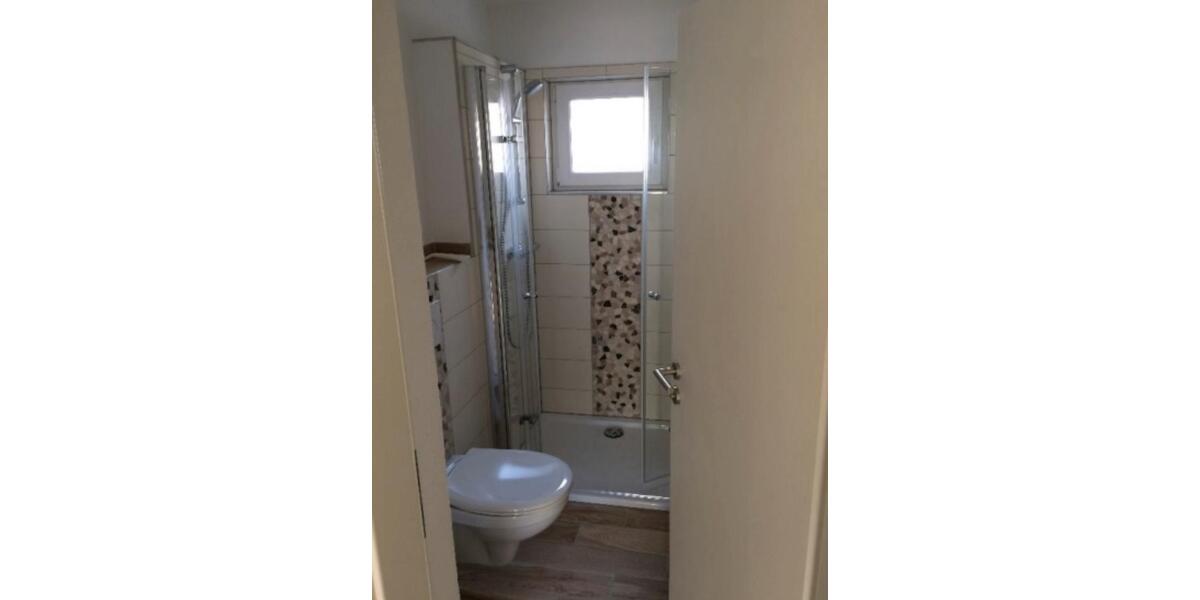 Wohnen auf Zeit Mosbach - 18 Zimmer, 18 m&sup2;, 300&euro; | Angebot:26677485