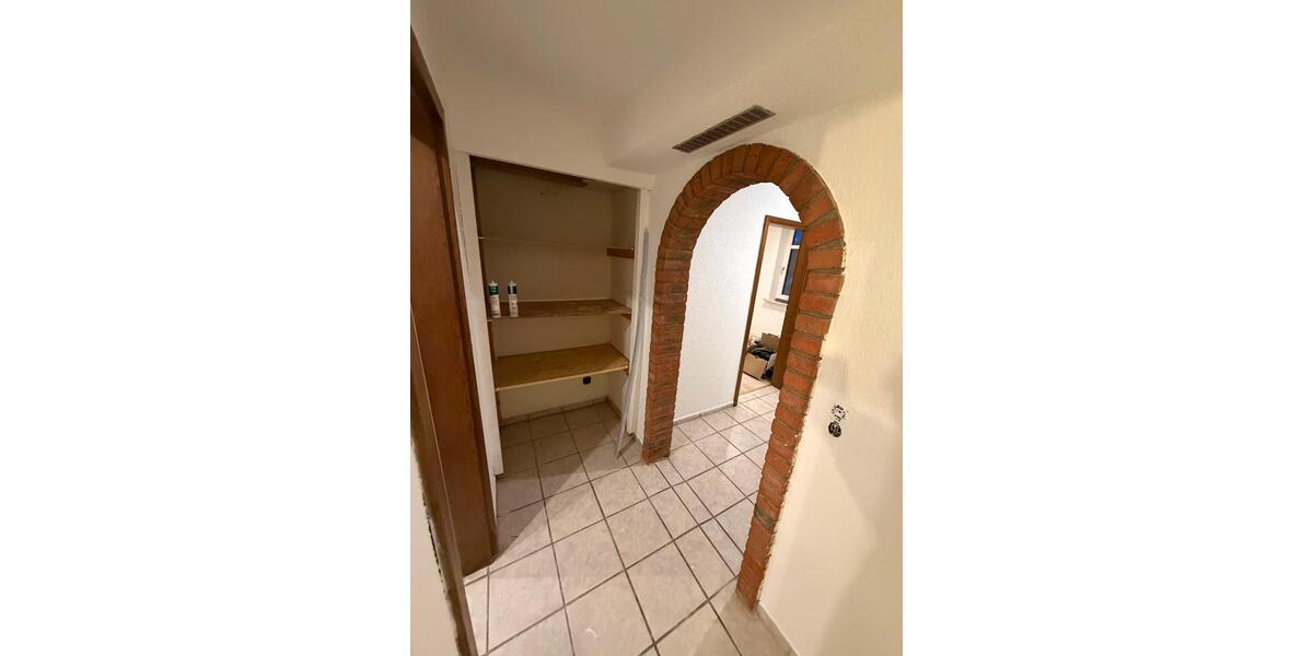 Etagenwohnung Esens - 4 Zimmer, 115 m&sup2;, 950&euro; | Angebot:24257582