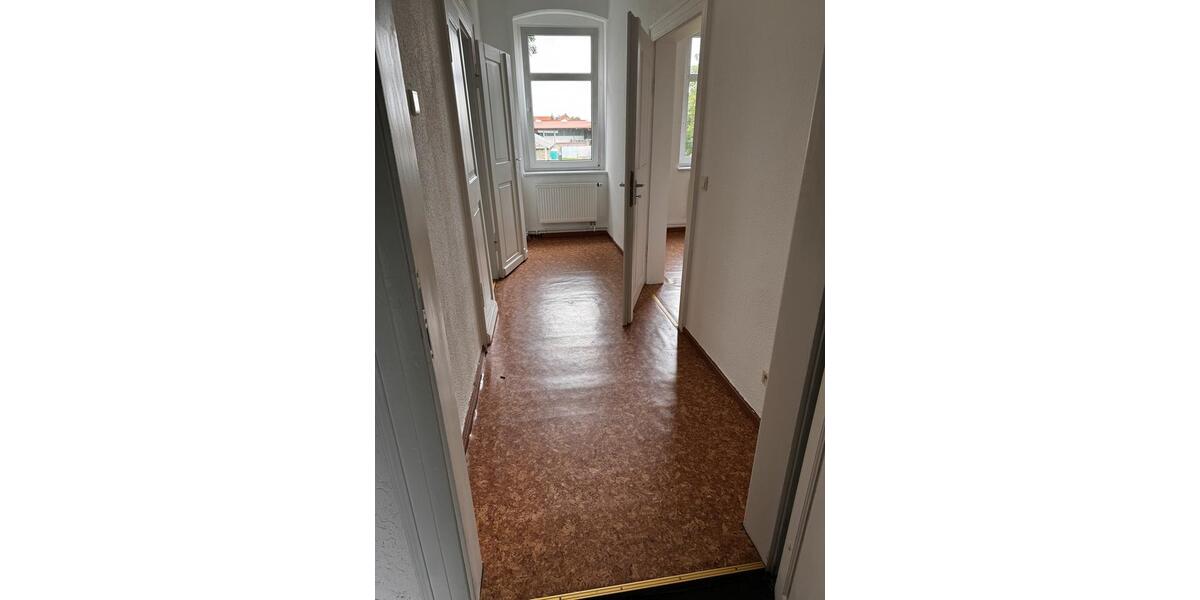 Hochparterre Seegebiet Mansfelder Land - 1 Zimmer, 42 m&sup2;, 490&euro; | Angebot:23759279