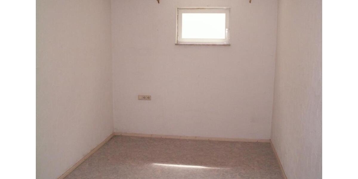 Erdgeschoßwohnung Untergruppenbach - 2.5 Zimmer, 83 m&sup2;, 900&euro; | Angebot:24729089