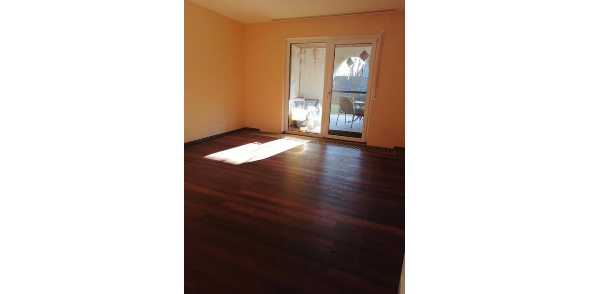 Mehrfamilienhaus, Wohnhaus Möhrendorf - 6.5 Zimmer, 198 m&sup2;, 2.090&euro; | Angebot:26306262