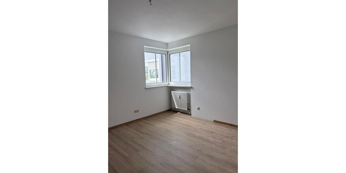 Etagenwohnung Vilshofen an der Donau - 3 Zimmer, 77 m&sup2;, 650&euro; | Angebot:26610733
