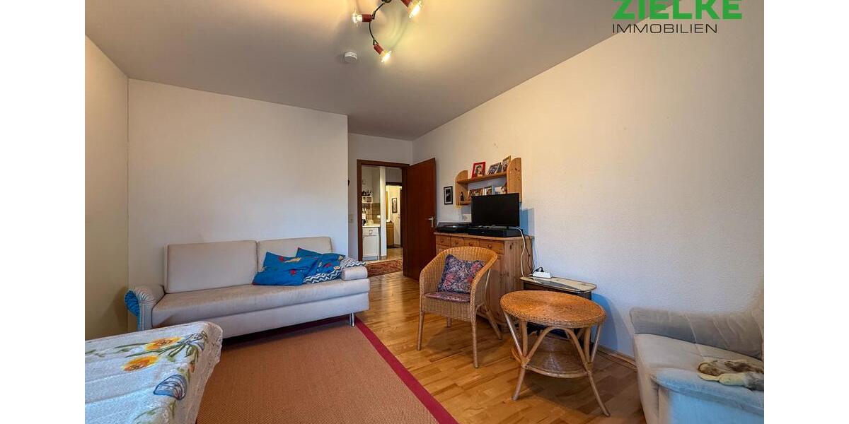 Erdgeschosswohnung mit flexiblem Raumkonzept, Garten und Sauna 5 zimmer