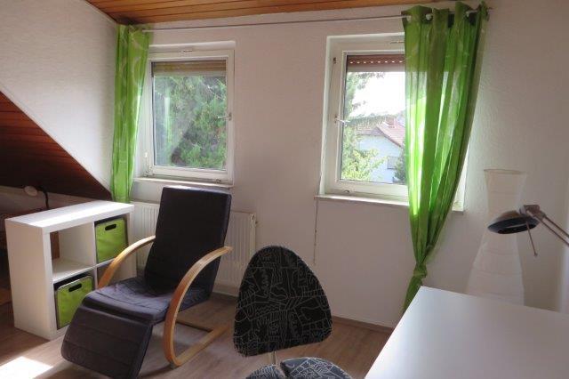 Dachgeschoßwohnung Oestrich-Winkel Winkel - 1 Zimmer, 22 m&sup2;, 290&euro; | Angebot:25965245