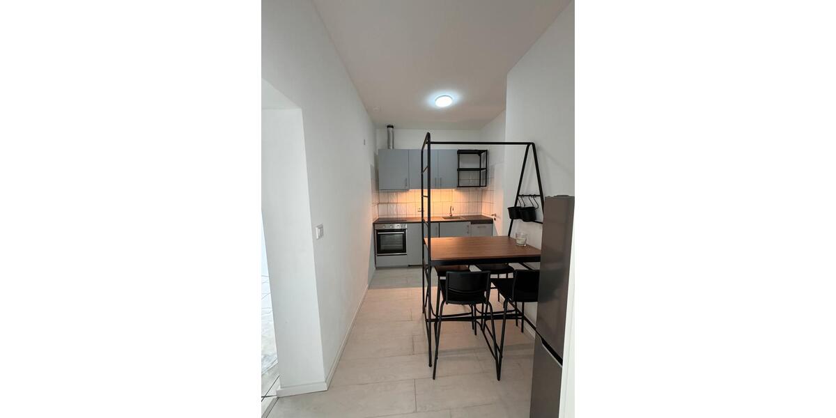Wohnen auf Zeit Köln Ehrenfeld - 17 Zimmer, 28 m&sup2;, 700&euro; | Angebot:26397445