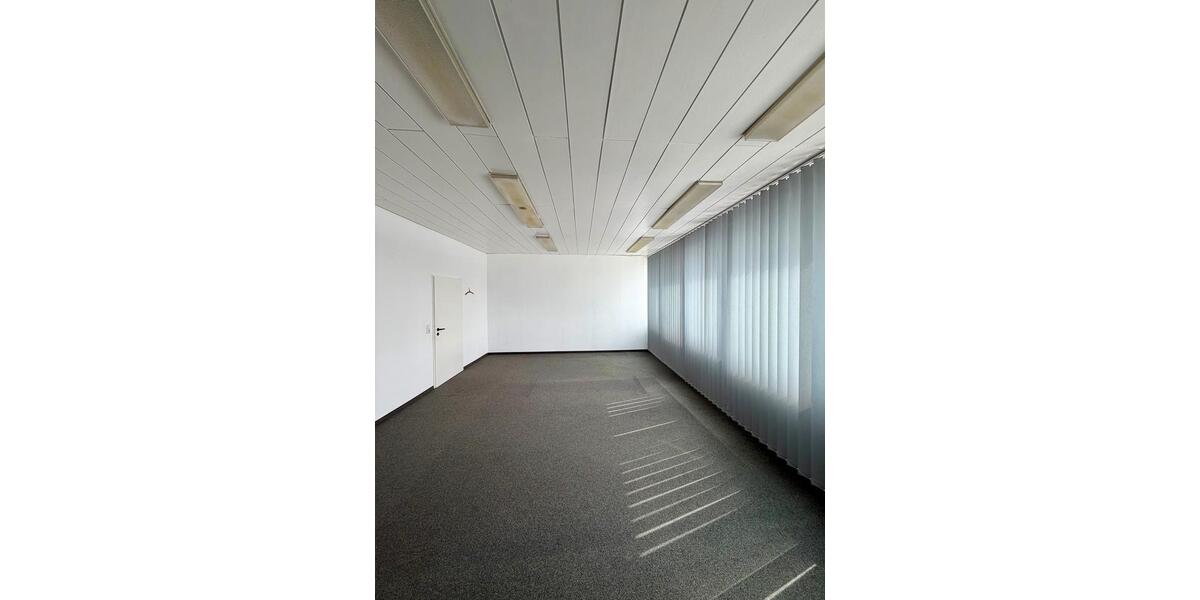 Gewerbeobjekt Solingen Höhscheid - 300&euro; | Angebot:26170721