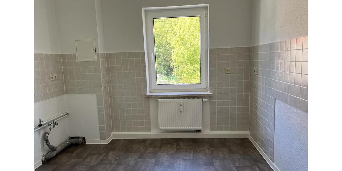 Etagenwohnung Borna - 3 Zimmer, 64 m&sup2;, 390&euro; | Angebot:24527580