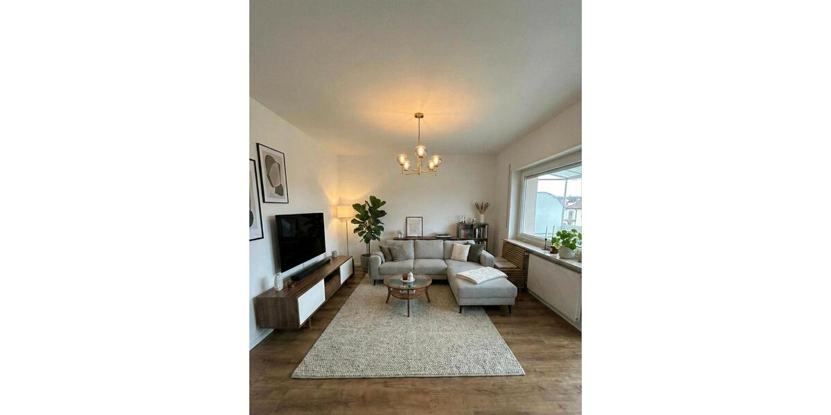 Etagenwohnung Erlenbach am Main - 4 Zimmer, 92 m&sup2;, 1.000&euro; | Angebot:24818033