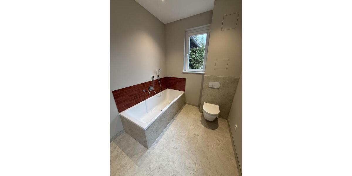 Etagenwohnung Northeim - 3.5 Zimmer, 142 m&sup2;, 1.250&euro; | Angebot:26545425