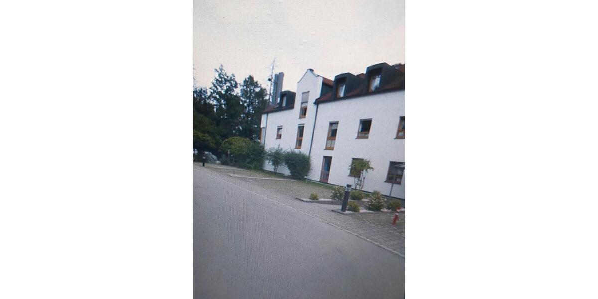 3 Zi. Wohnung mit Balkon in Türkheim-Bahnhof 3 zimmer