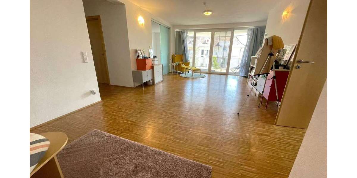 Etagenwohnung Kaiserslautern - 4 Zimmer, 135 m&sup2;, 1.570&euro; | Angebot:27029250