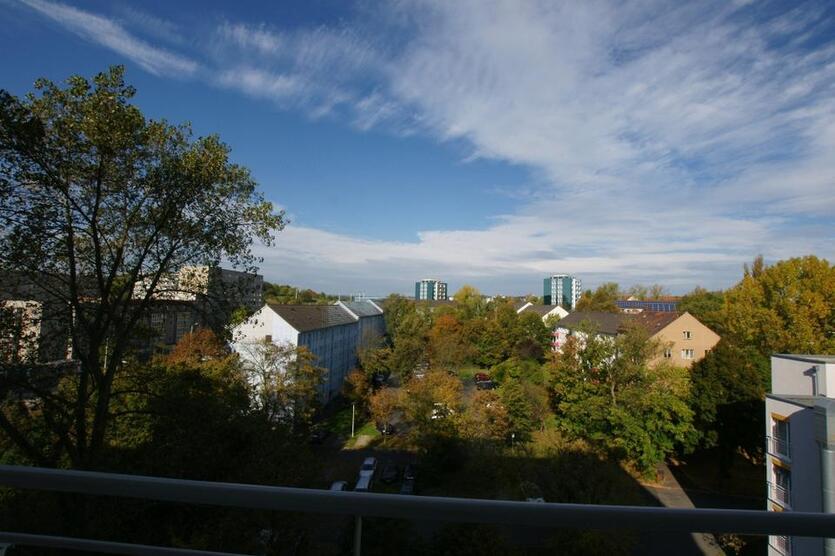 schicke 1 Raum Wohnung für Senioren im Zentrum mit Blick ins Grüne zimmer