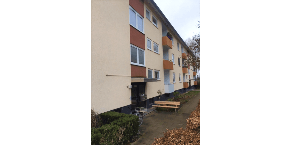 Wohnung zum Mieten in Lage 670 € 91.86 m² 4 zimmer