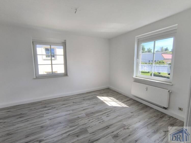 Komplett neu sanierte, helle Wohnung wartet auf Sie! 2 zimmer