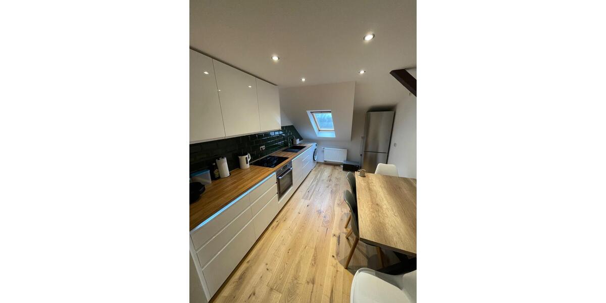 Dachgeschoßwohnung Chemnitz Kapellenberg - 2 Zimmer, 61 m&sup2;, 530&euro; | Angebot:26700045
