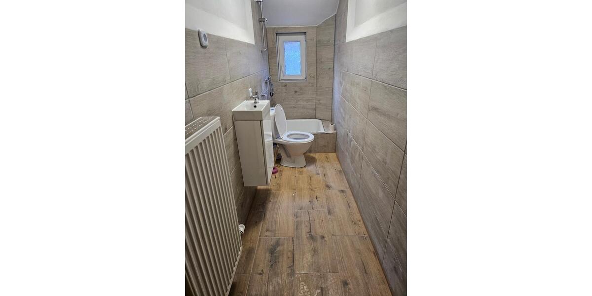 Dachgeschoßwohnung Amberg - 3 Zimmer, 63 m&sup2;, 550&euro; | Angebot:25310756