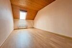 Dachgeschoßwohnung Lingen (Ems) Damaschke - 4 Zimmer, 95 m&sup2;, 850&euro; | Angebot:26492491