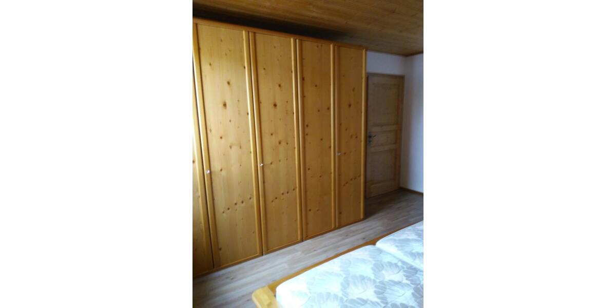 Dachgeschoßwohnung Thurnau - 3 Zimmer, 100 m&sup2;, 650&euro; | Angebot:24721302