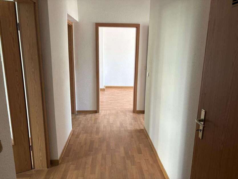 Wohnung zum Mieten in Halle 550 € 65.5 m² 3 zimmer