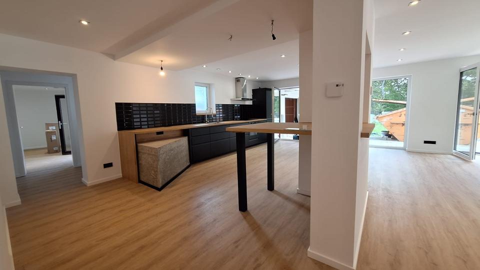 Erdgeschoßwohnung Greding - 3 Zimmer, 160 m&sup2;, 1.990&euro; | Angebot:24974926