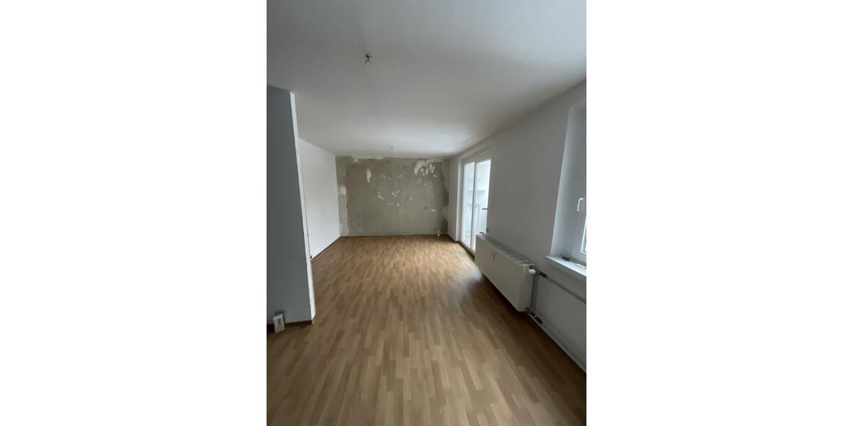 Etagenwohnung Suhl Aue 1 - 4 Zimmer, 79 m&sup2;, 517&euro; | Angebot:26296915