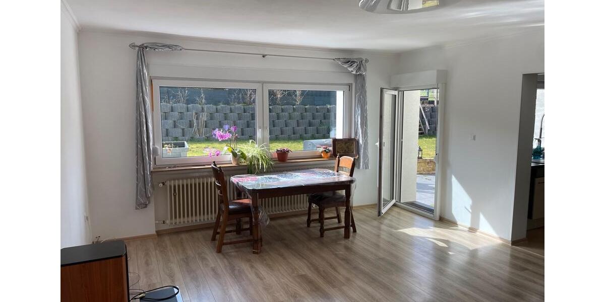 Erdgeschoßwohnung Callbach - 3 Zimmer, 89 m&sup2;, 1.250&euro; | Angebot:25945933