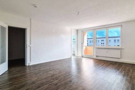 Wohnung Freiberg Freiberg West - 4 Zimmer, 80 m&sup2;, 439&euro; | Angebot:26751176