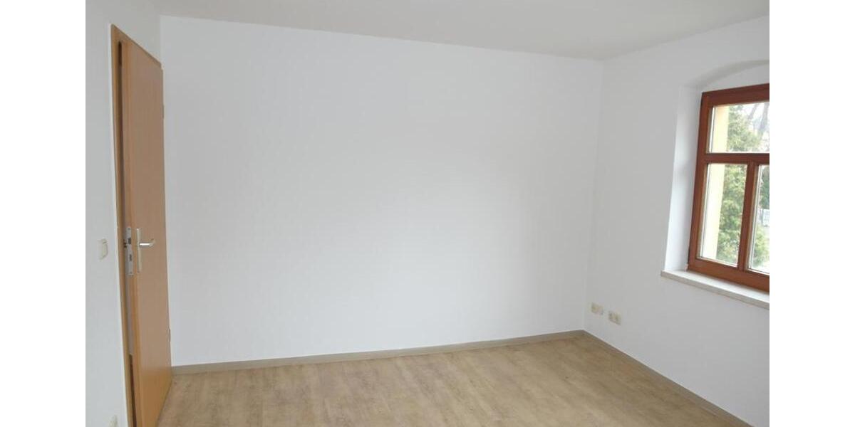 Etagenwohnung Freital - 2 Zimmer, 45 m&sup2;, 495&euro; | Angebot:26612524