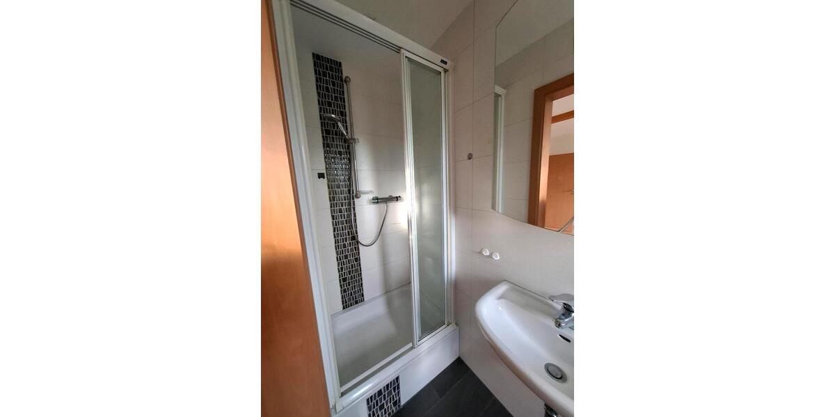 Erdgeschoßwohnung Waltershausen - 2 Zimmer, 40 m&sup2;, 400&euro; | Angebot:26652540