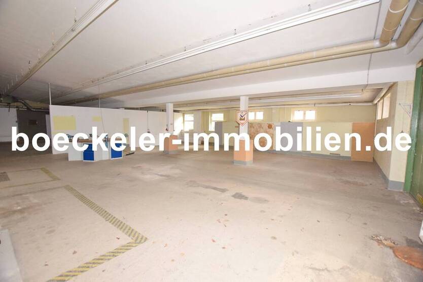 Handwerker aufgepasst! Werkstatt mit Büroräumen und angrenzender Lagerfläche