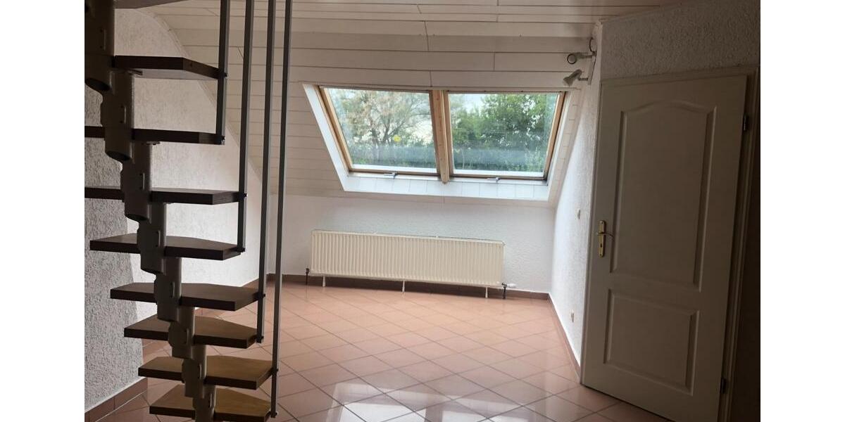Etagenwohnung Karlsruhe Hagsfeld - 5 Zimmer, 110 m&sup2;, 1.500&euro; | Angebot:24619629