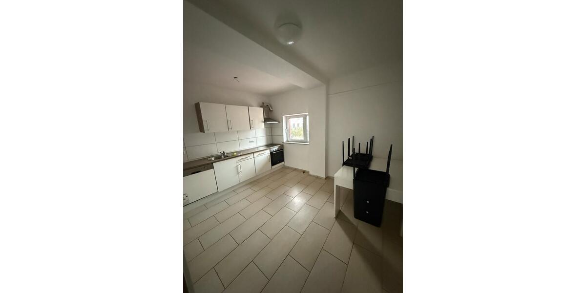 4-Zimmer-Wohnung ca. 150 m² – Küche & Bad 4 zimmer