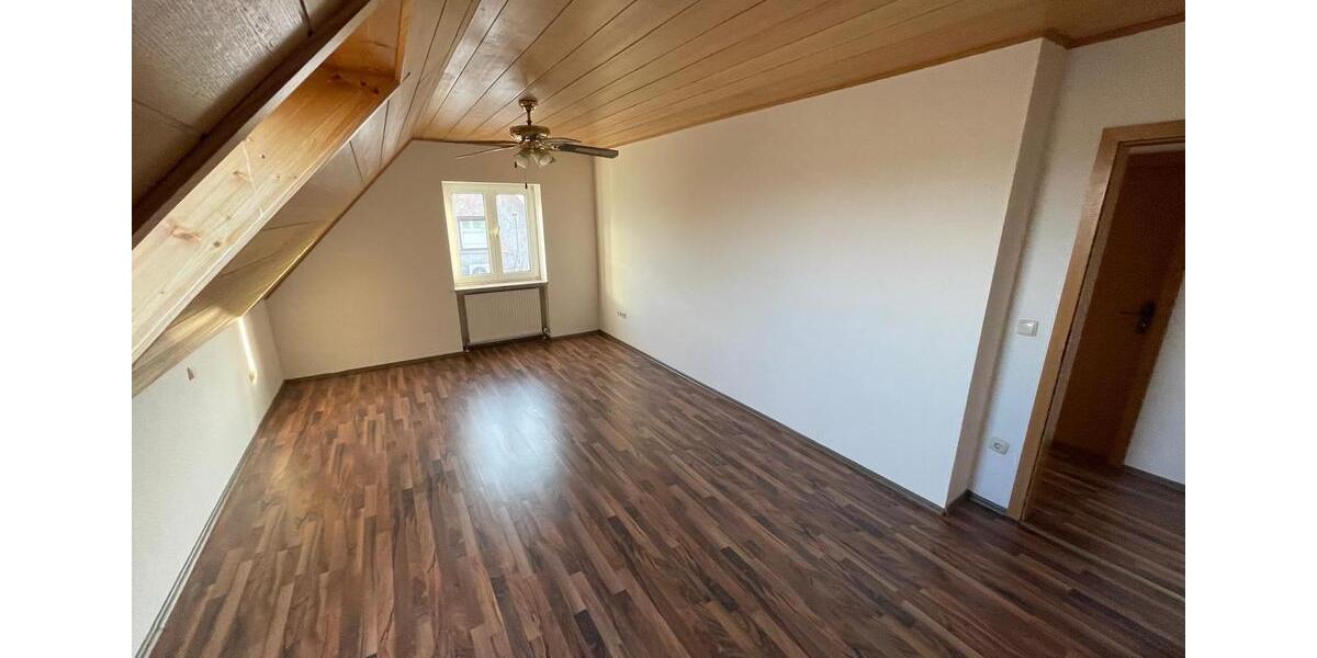 Einfamilienhaus Freising Ast - 5 Zimmer, 150 m&sup2;, 2.250&euro; | Angebot:26062486