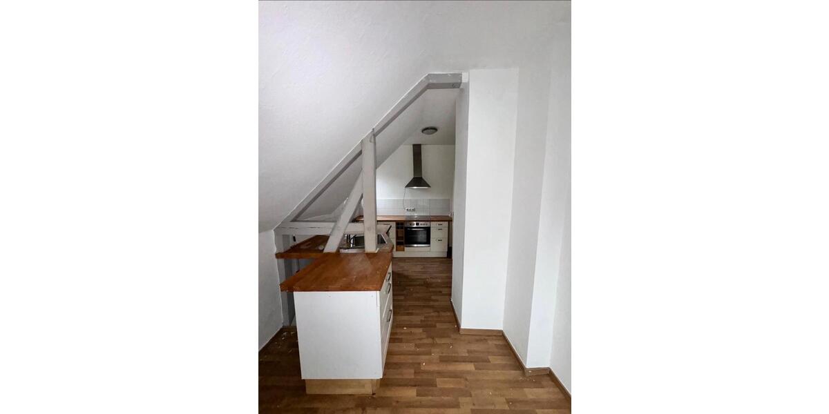 Dachgeschoßwohnung Celle - 3 Zimmer, 85 m&sup2;, 875&euro; | Angebot:25590458