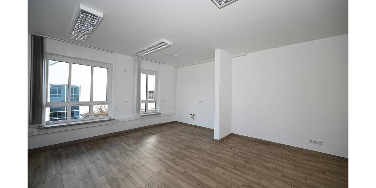 Gewerbeobjekt Neumarkt Altenhof - 2 Zimmer, 560&euro; | Angebot:26139217