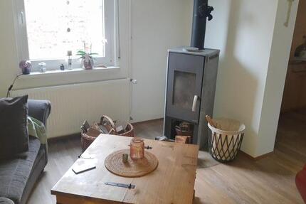 Helle 3 Zimmer Wgh. Küche+Bad 2 zimmer