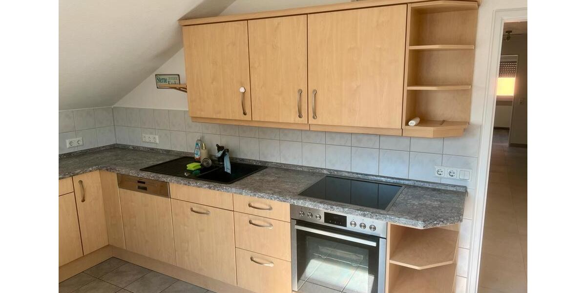 Dachgeschoßwohnung Niefern-Öschelbronn Öschelbronn - 3 Zimmer, 82 m&sup2;, 1.150&euro; | Angebot:26585722
