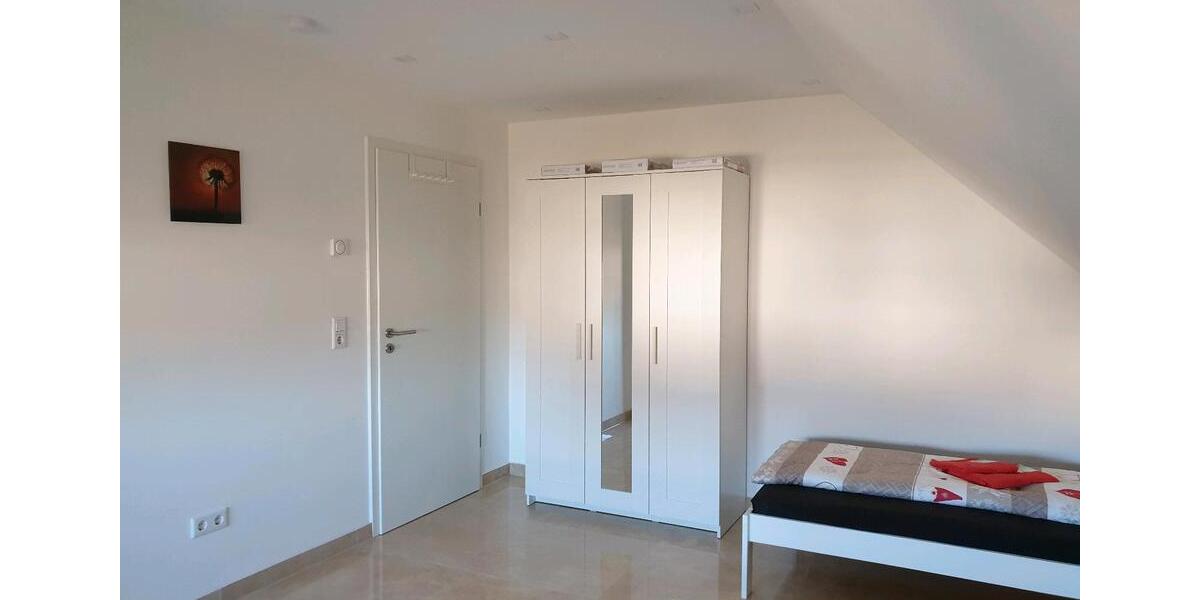 Wohnen auf Zeit Hammersbach - 3 Zimmer, 126 m&sup2;, 30&euro; | Angebot:26031792