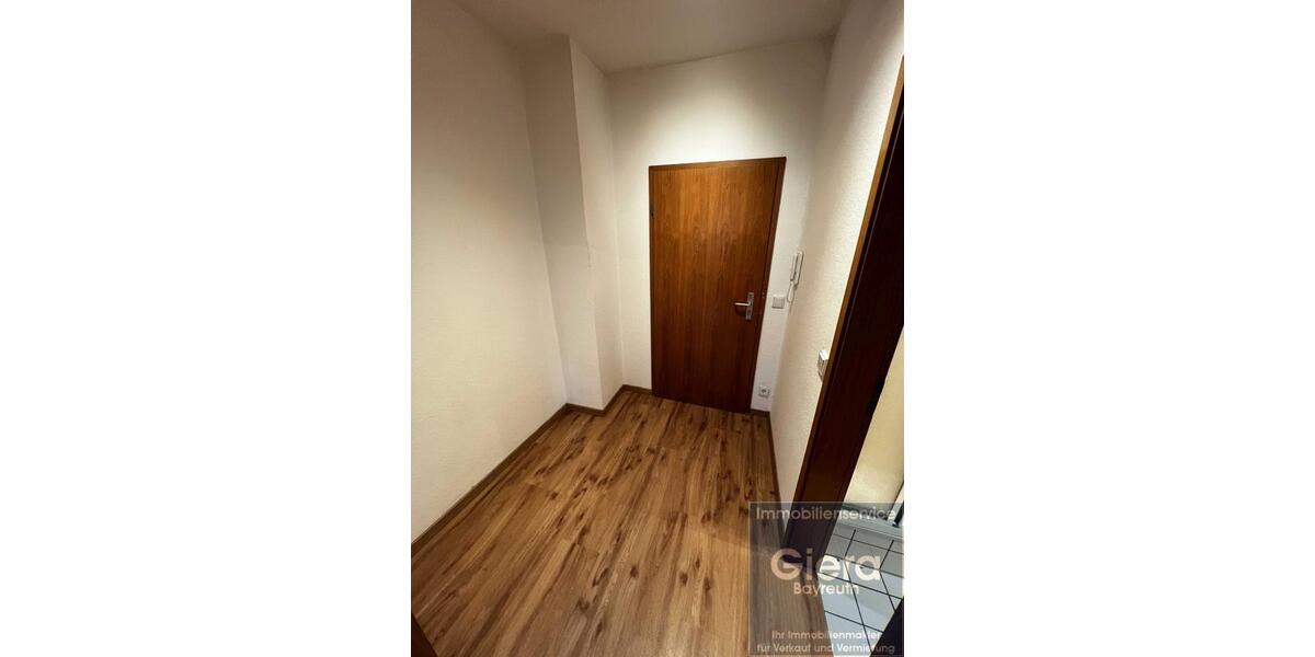 Etagenwohnung Bayreuth City - 1 Zimmer, 21 m&sup2;, 350&euro; | Angebot:24891822