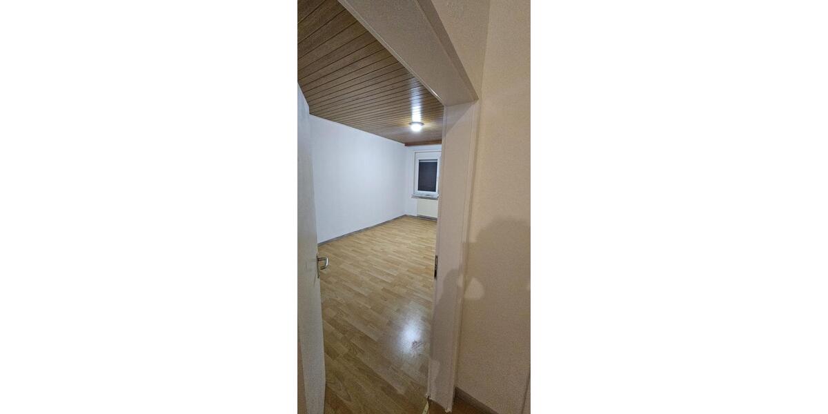 Etagenwohnung Göppingen - 3 Zimmer, 80 m&sup2;, 980&euro; | Angebot:25173171