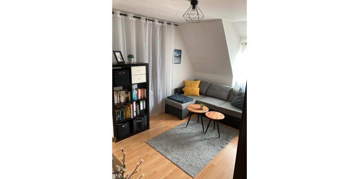 Dachgeschoßwohnung Bayreuth City - 1 Zimmer, 32 m&sup2;, 350&euro; | Angebot:26522819