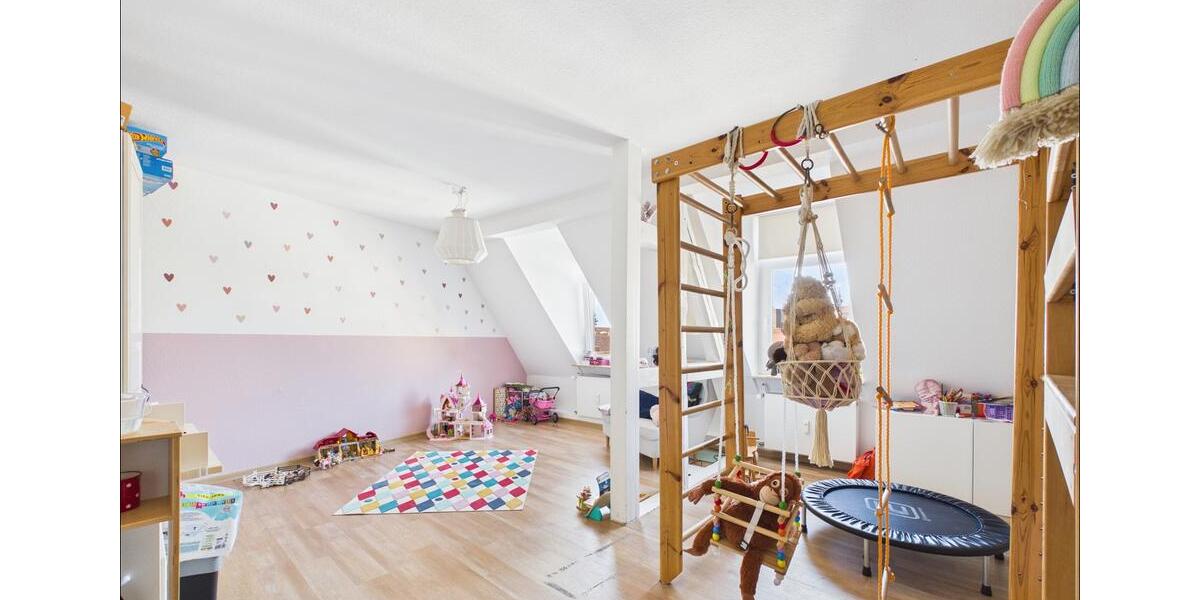 Etagenwohnung Aschaffenburg Österreicher Kolonie - 4 Zimmer, 140 m&sup2;, 1.750&euro; | Angebot:25440810