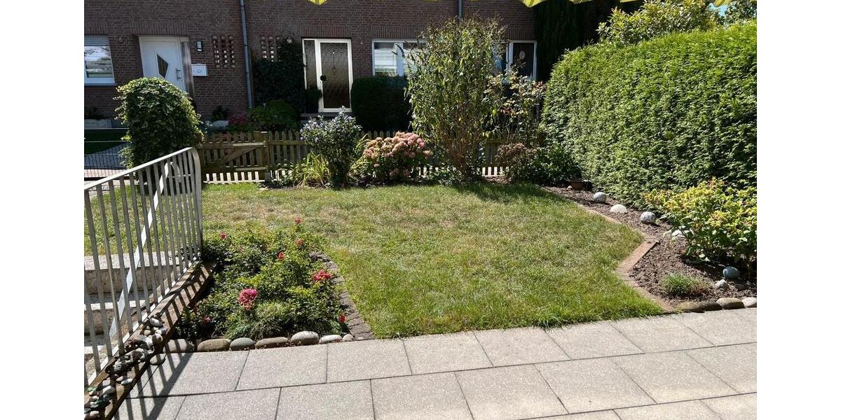 Reihenhaus Beckum - 6 Zimmer, 150 m&sup2;, 1.300&euro; | Angebot:26229002