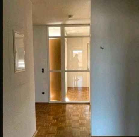 Dachgeschoßwohnung Niederkassel - 3 Zimmer, 86 m&sup2;, 1.400&euro; | Angebot:26639580
